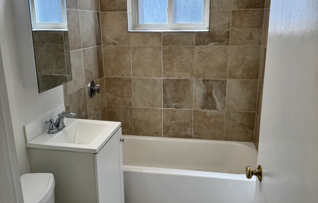 61 SELKIRK RD