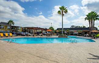 Willow Creek Apartment Homes in Southeast Houston, TX