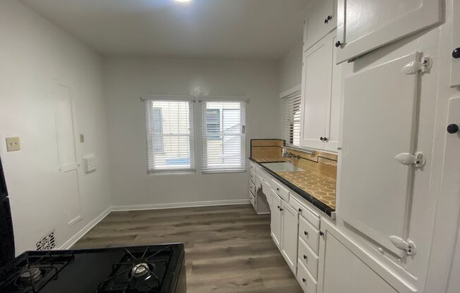 Studio, 1 bath, 362 sqft, $1,595