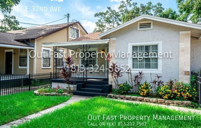 1007 E 32 AVE