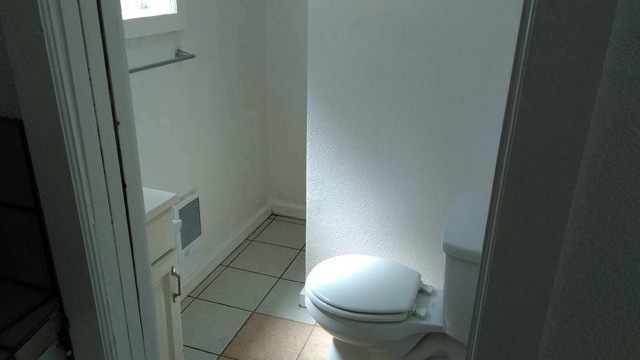 105 Front St. / 130 Humbug St.