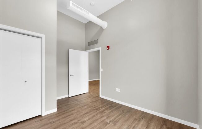 1 bed, 1 bath, $2,000, Unit Neil Street Spritzer - #202