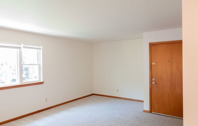 1 bed, 1 bath, 775 sqft, $1,125, Unit 1593H