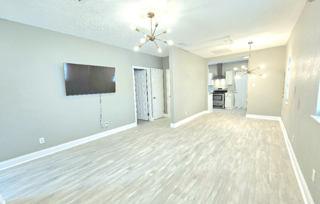 1801 31 AVE N