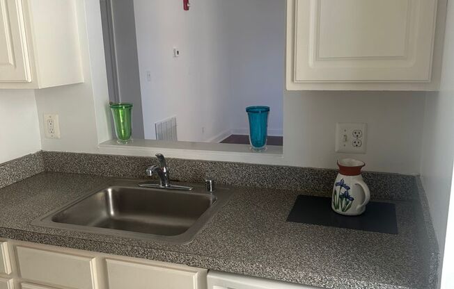 1 bed, 1 bath, $1,299, Unit 3F