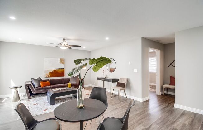 1 bed, 1 bath, 430 sqft, $2,395, Unit 10