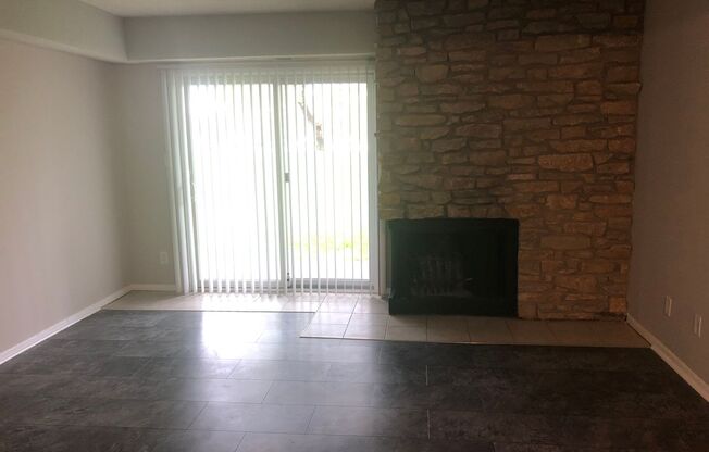 2 beds, 2 baths, 1,042 sqft, $1,429, Unit 6034C