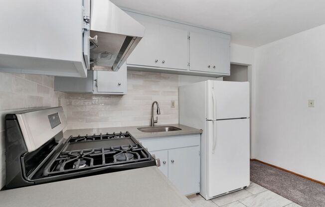 1 bed, 1 bath, $1,754, Unit A