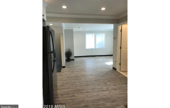 1004 DARTMOUTH RD