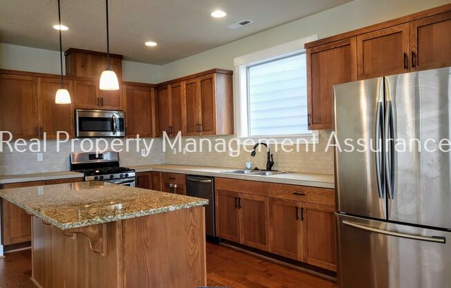 Charming 4 Bedroom!! Move In Ready!