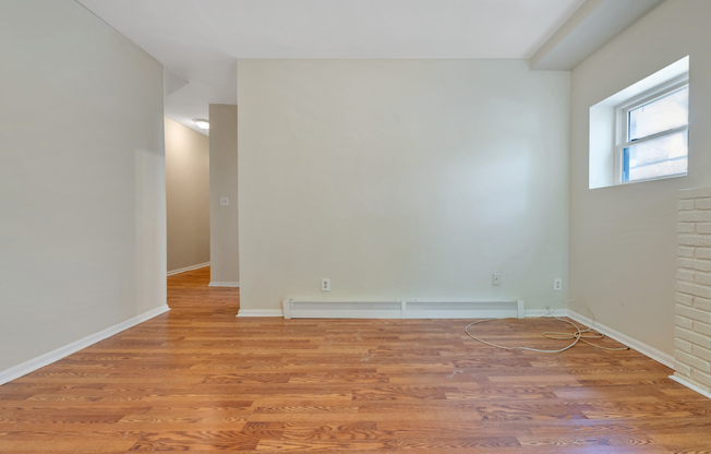 4102 14 ST NW