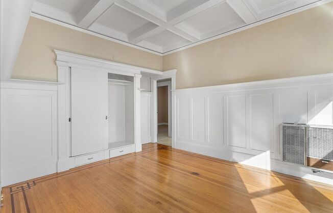 2149 Santa Clara Ave