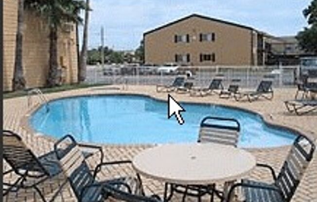 Studio, 1 bath, 610 sqft, $695, Unit A2