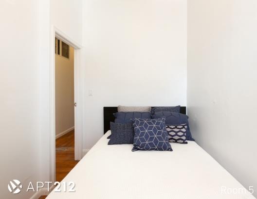 5 beds, 2 baths, 2,400 sqft, $7,495, Unit 1