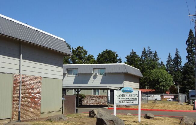 Canby Gardens Townhomes