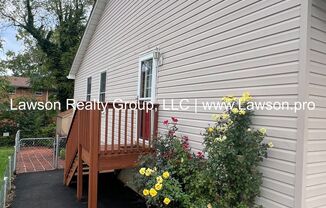 3 beds, 2 baths, $1,700