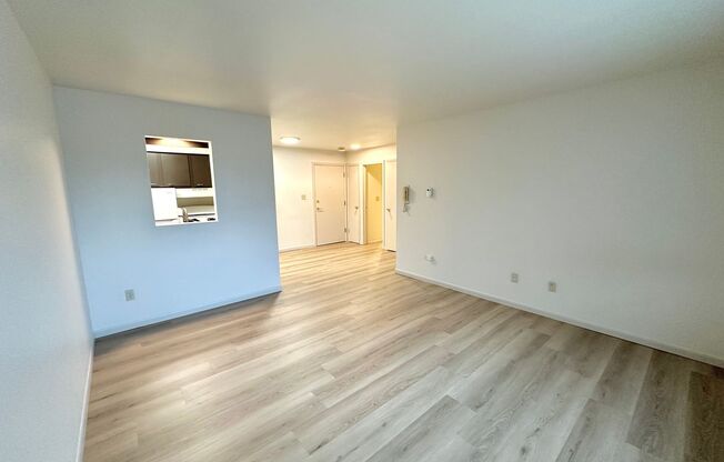 1 bed, 1 bath, $995, Unit 224