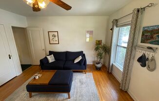 1 bed, 1 bath, $2,395, Unit 1316