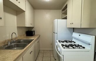 3 beds, 2 baths, $1,800