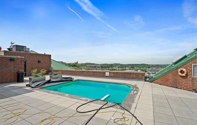 1 bed, 1 bath, 709 sqft, $2,900, Unit 212