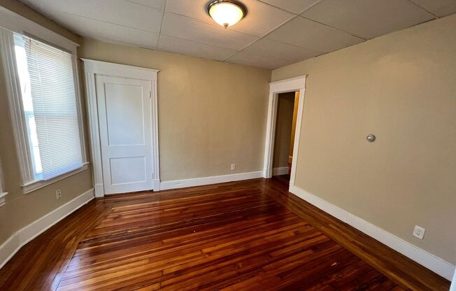 988-990-992 Chicopee Street