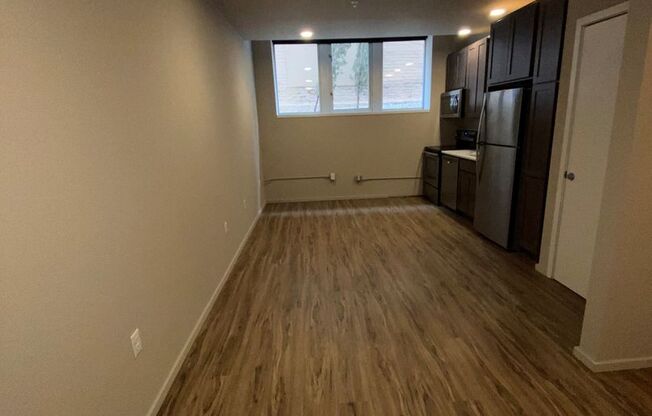 Studio, 1 bath, 436 sqft, $935, Unit 106
