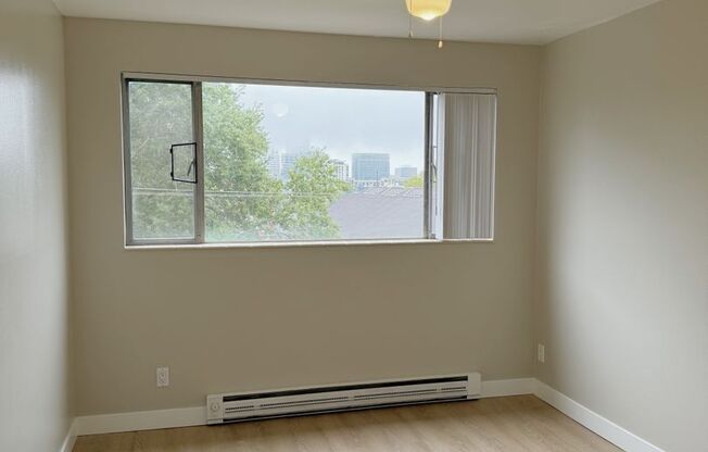 2 beds, 1 bath, 856 sqft, $1,825, Unit 505