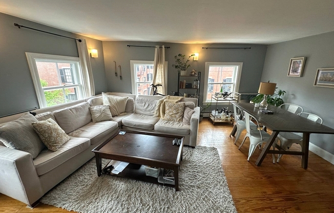 38 W CEDAR