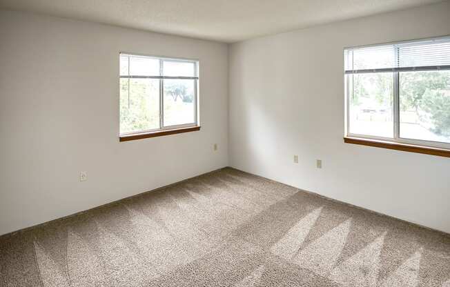 One and two bedroom apartments at Somerset Apartments in Lincoln, NE