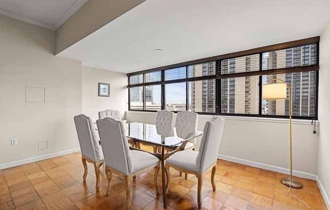 2 beds, 2 baths, 1,285 sqft, $4,900, Unit 17M