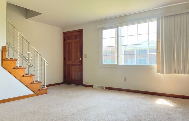 25 Oakridge Drive