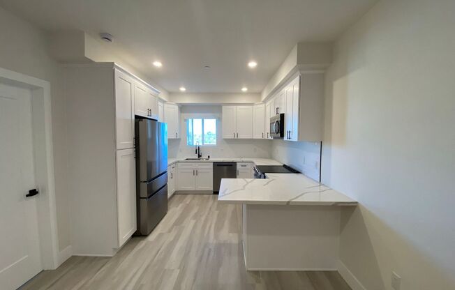 1 bed, 1 bath, 534 sqft, $2,200, Unit 305