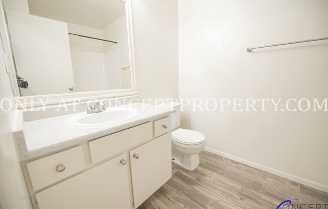 2 beds, 1.5 baths, 1,040 sqft, $1,349, Unit 14