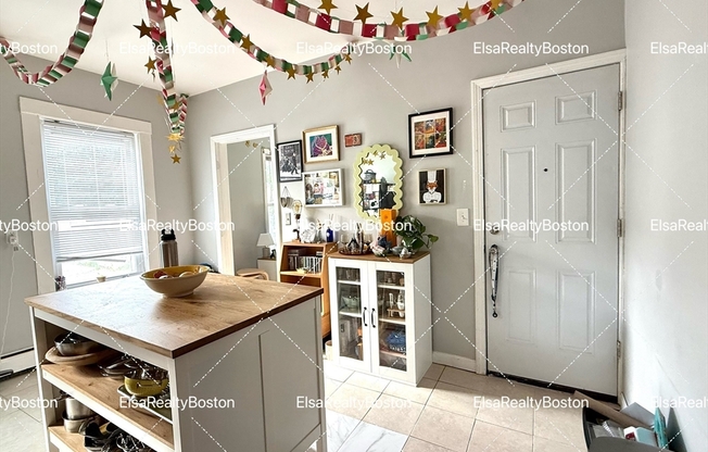 6 REED CT
