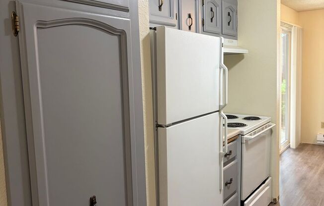1 bed, 1 bath, 730 sqft, $1,325, Unit 7607-03