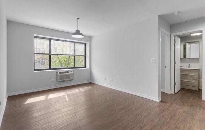 2 beds, 2 baths, 578 sqft, $2,475, Unit 402