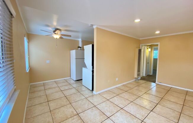 Upstairs Two Bedroom Apartment Home! IN UNIT WASHER/DRYER! Gated Community