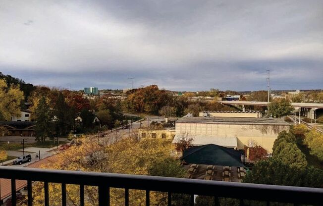 1 bed, 1 bath, 650 sqft, $1,695, Unit 7710-406