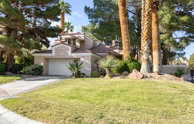 Stunning Corner Lot with 4 Large Bedroom Luxury Home in Guard Gated Painted Desert Golfing Community