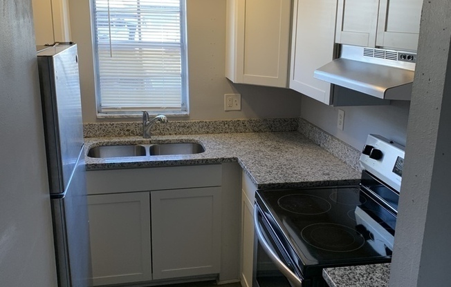 111 SW Madison Cir N