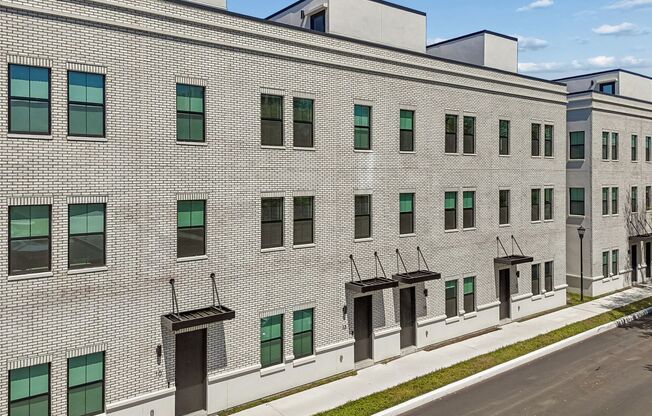 New Construction Townhome For Lease downtown Tampa, Ybor City, Gas Worx