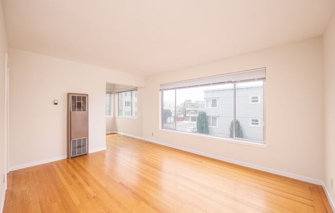 600 Laurel Street (388r)