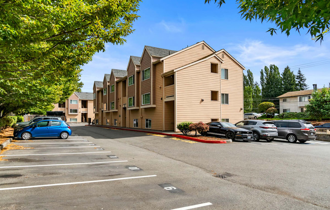 Welcome to Salmon Creek Apartments