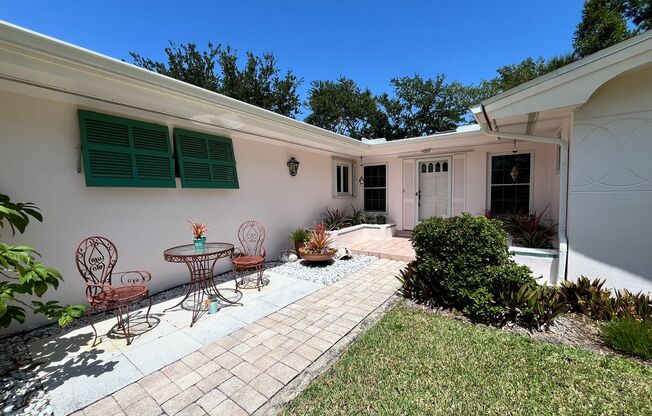Beautiful beachside home!