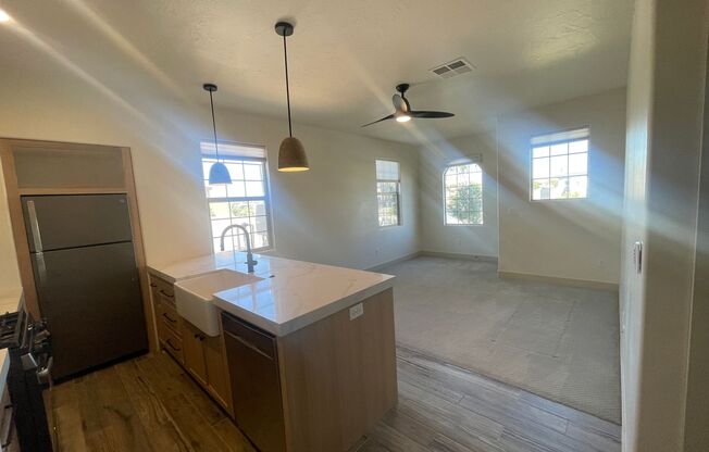 1 bed, 1 bath, $1,375