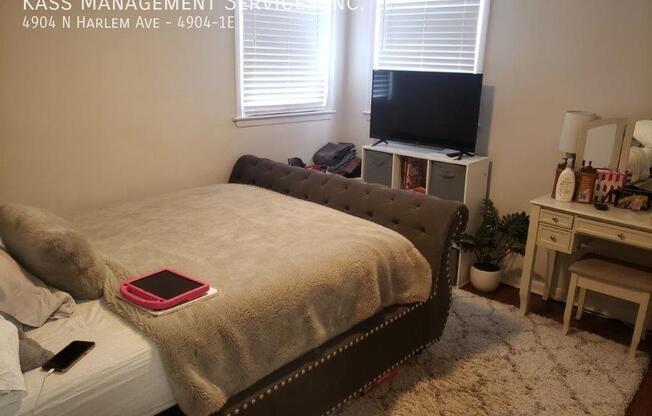 4904 N HARLEM AVE