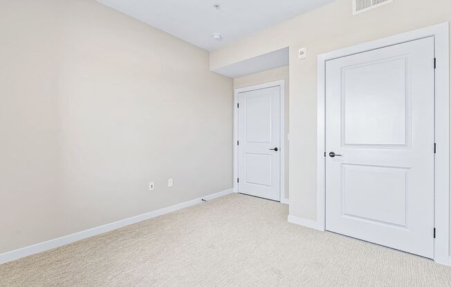 3 beds, 2 baths, 1,275 sqft, $1,999, Unit 1-206