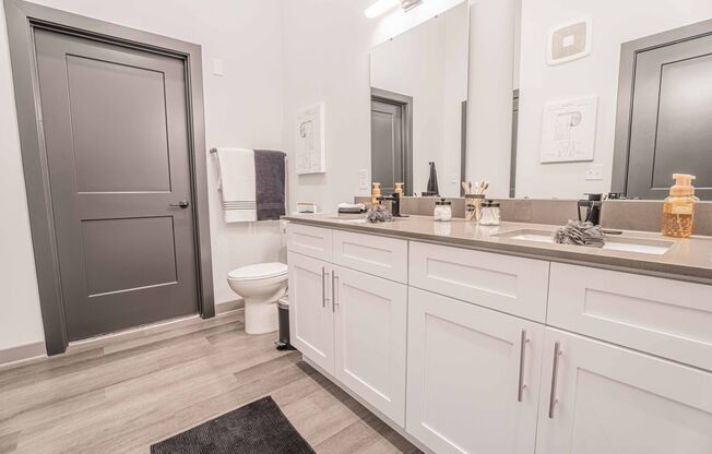 1 bed, 1 bath, 725 sqft, $1,610, Unit A111