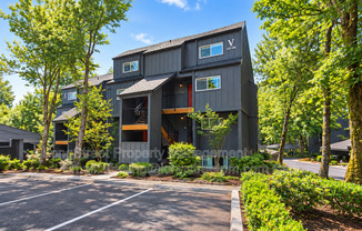 4 TOUCHSTONE DR