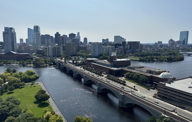 1 bed, 1 bath, 711 sqft, $3,700, Unit 2405